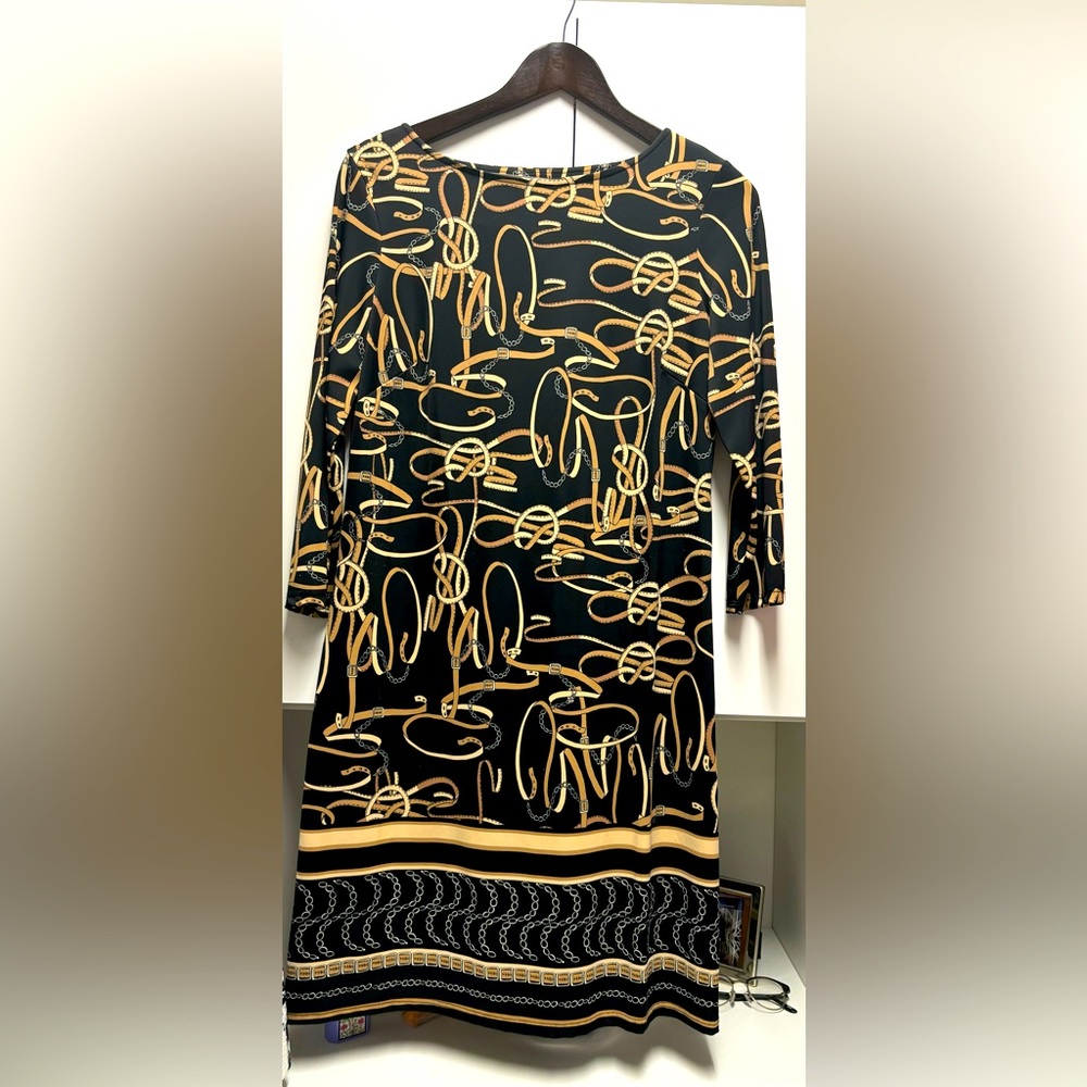 Beautiful wrinkle free dress